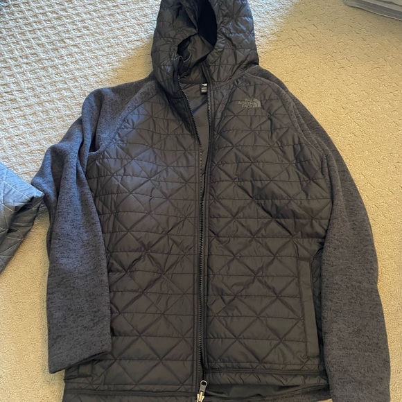 The North Face Other - North face boys xl jacket never worn